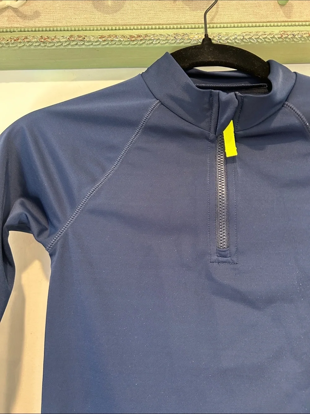 Crewcuts Navy Blue Kids Long-Sleeve Rashguard w Yellow Zip Pull small boys top s
